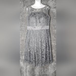 Gray sleeveless dress